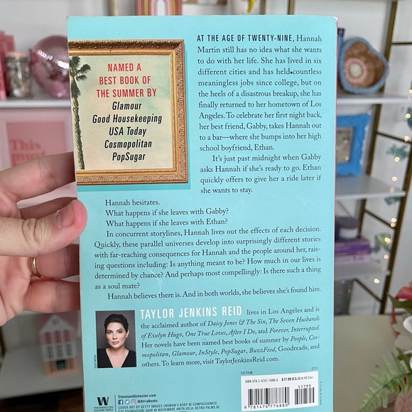 Maybe In Another Life - Taylor Jenkins Reid - Picture 4 of 4